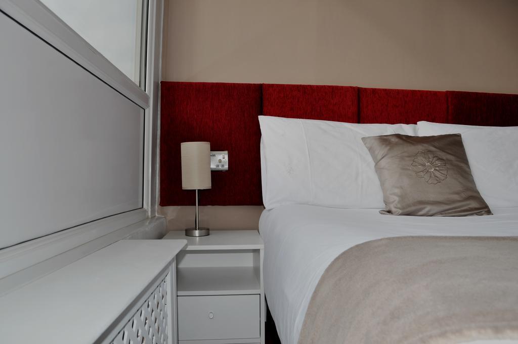 Cheers Hotel Blackpool Room photo