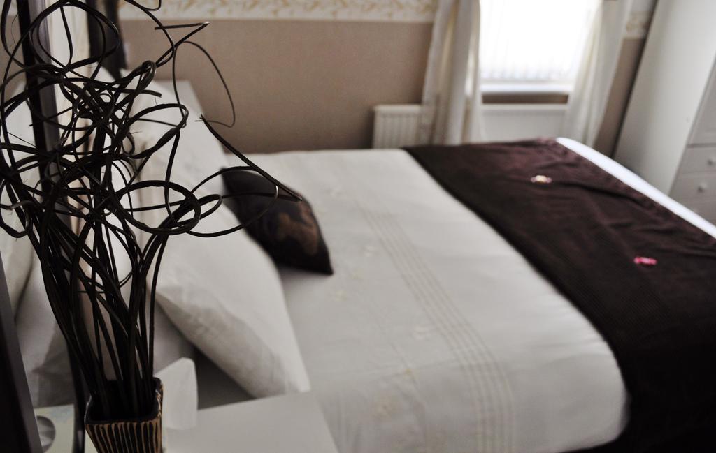 Cheers Hotel Blackpool Room photo